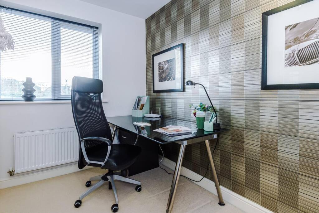 Stylish Townhouse Chester City Centre With Parking Extérieur photo